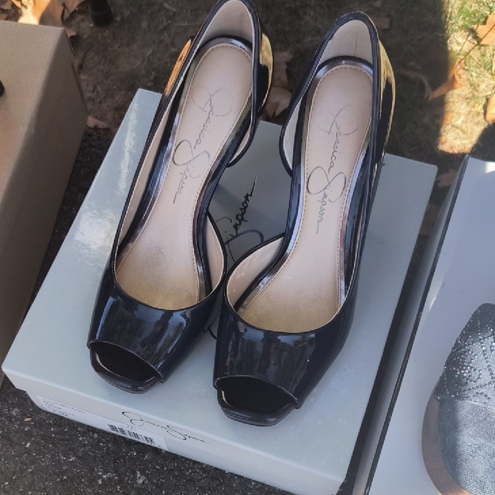 Jessica Simpson Glossy Black Peep Toe Heels